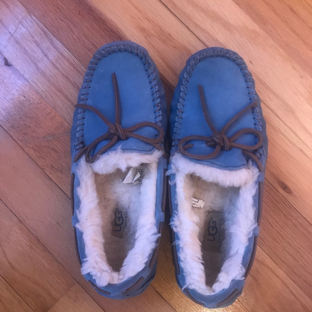 UGG